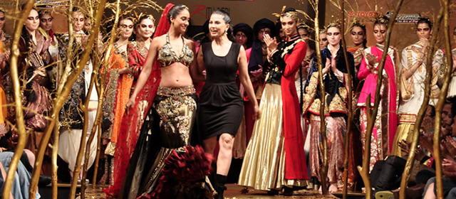 "Starting today and until the 28th, Bangalore will host the 9th edition of this great event of exoticism and glamour. Bangalore Fashion Week is a global fashion event, created to showcase, promote and expand the Indian fashion industry."
