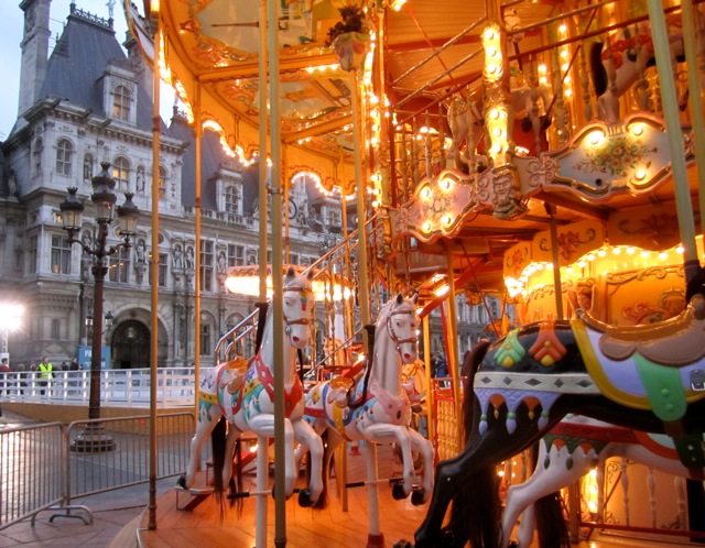 Hotel de Ville Carousel | City Guide: Paris Christmas Attractions