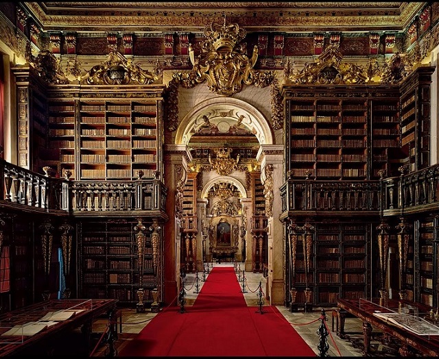 Biblioteca Geral, University of Coimbra, Portugal | In love with design on Valentine's Day