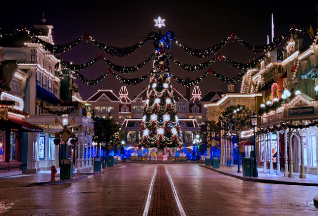 Disneyland in Paris | 2014 World's Top Christmas Destinations