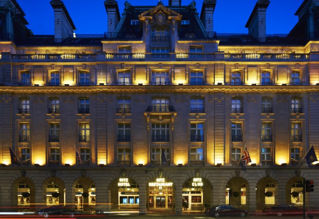 Ritz-London-clerkenwell-design-where-to-stay